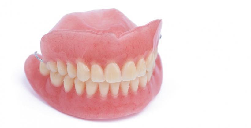 acrylic denture