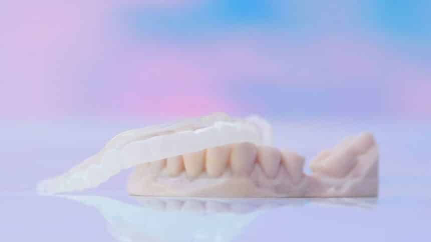 Szynowanie zębów w UK – kiedy jest niezbędne i na czym polega?