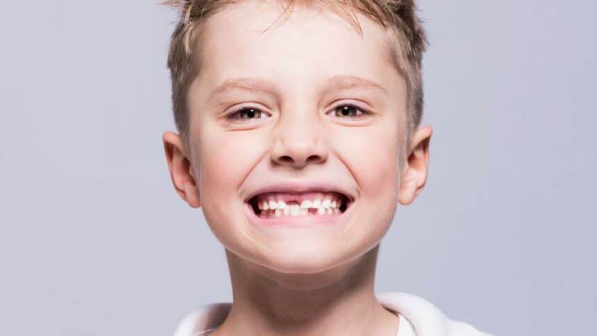 Zgrzytanie zębami u dzieci – przyczyny, konsekwencje i leczenie