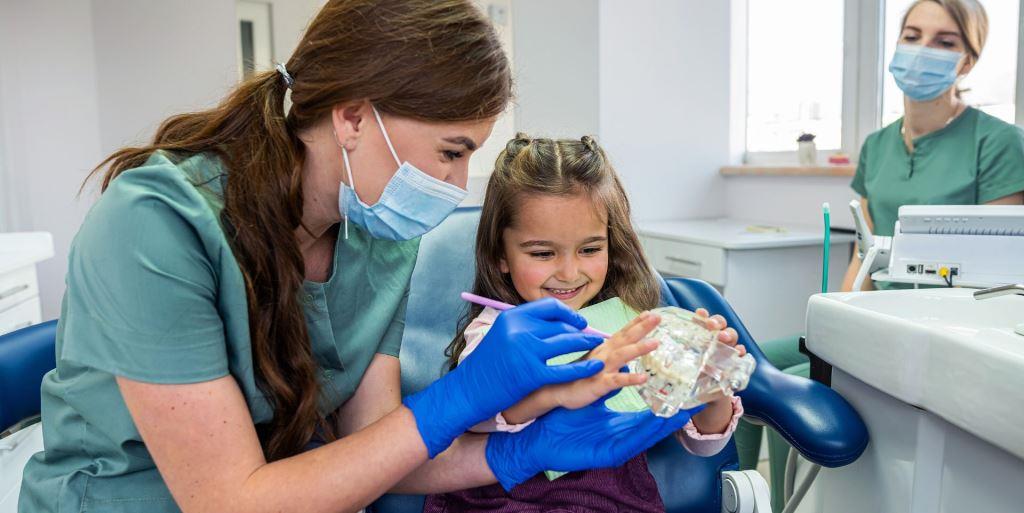 visiting a dentist in the UK