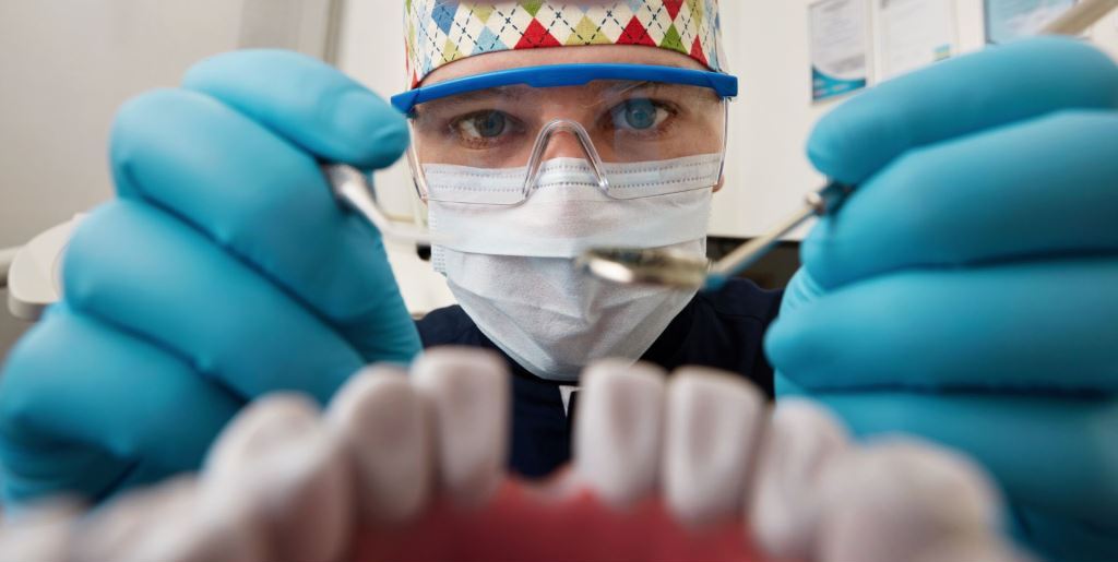 baktérie poškodzujú zuby